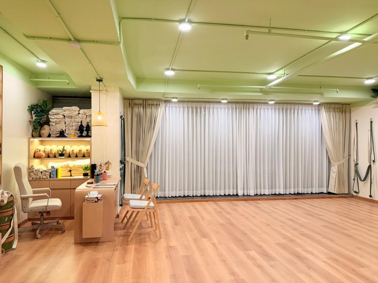 Studio Image